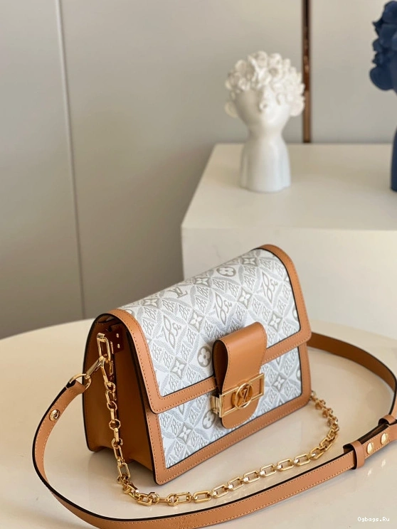 MM DAUPHINE LOUIS VUITTON 0303